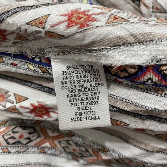 Umgee tie front vest Size Large BOHO - Picture 5 of 10